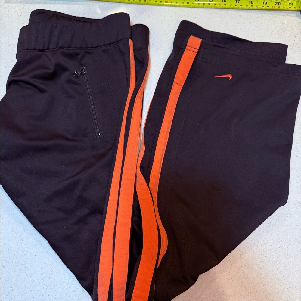 Y2K Nike Women’s Black & Peach Striped Joggers